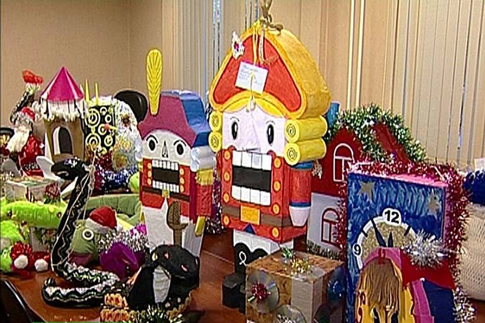 Новогодняя Игрушка На Городскую Новогодняя Игрушка На Городскую